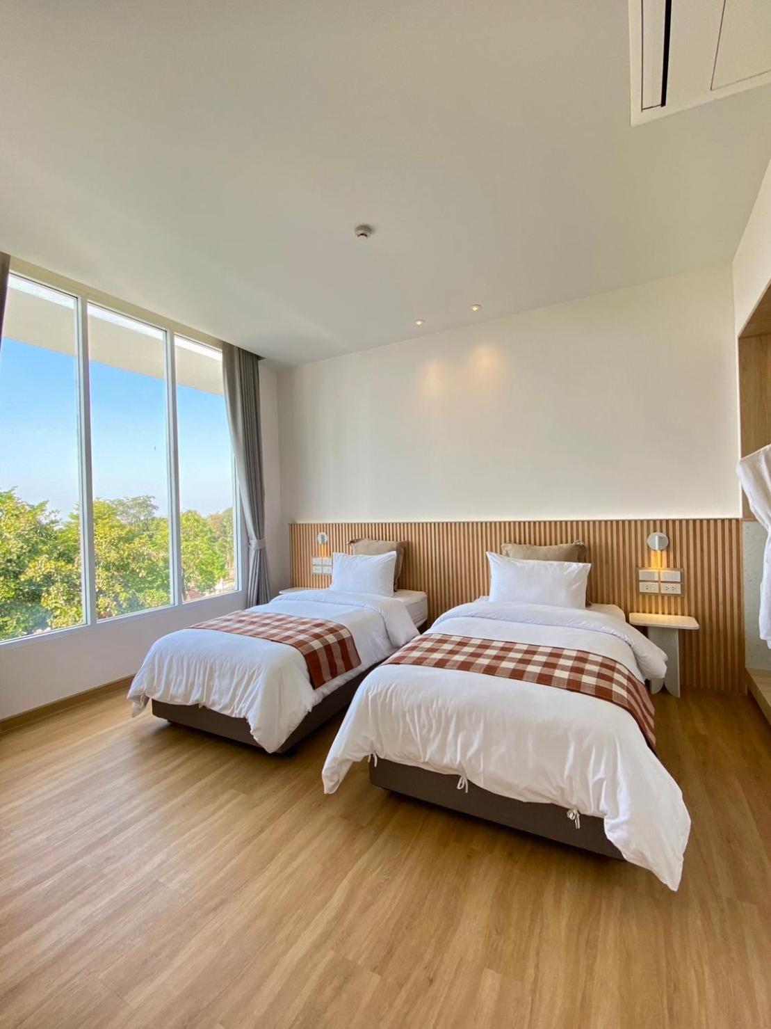 Punn Hotel Korat Nakhonratchasima Esterno foto