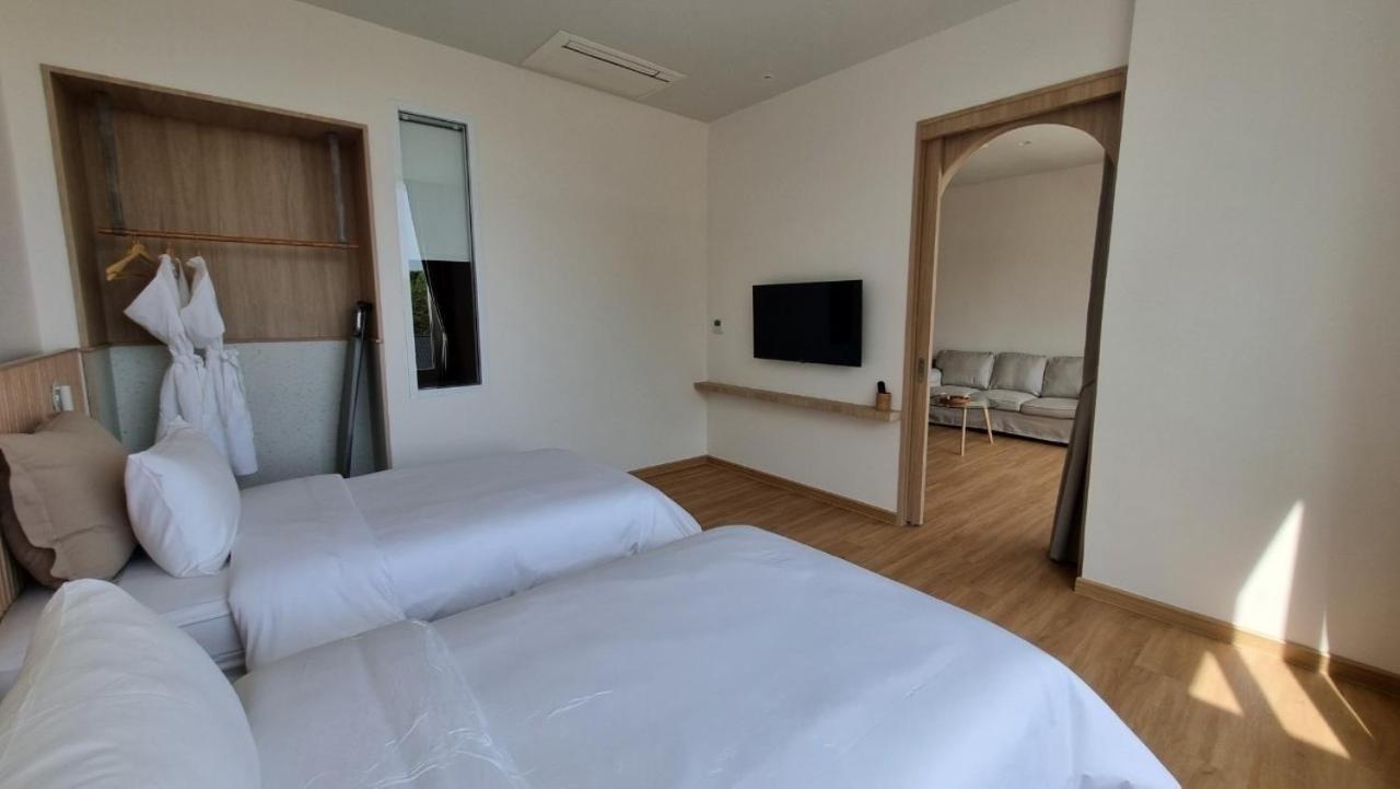 Punn Hotel Korat Nakhonratchasima Esterno foto
