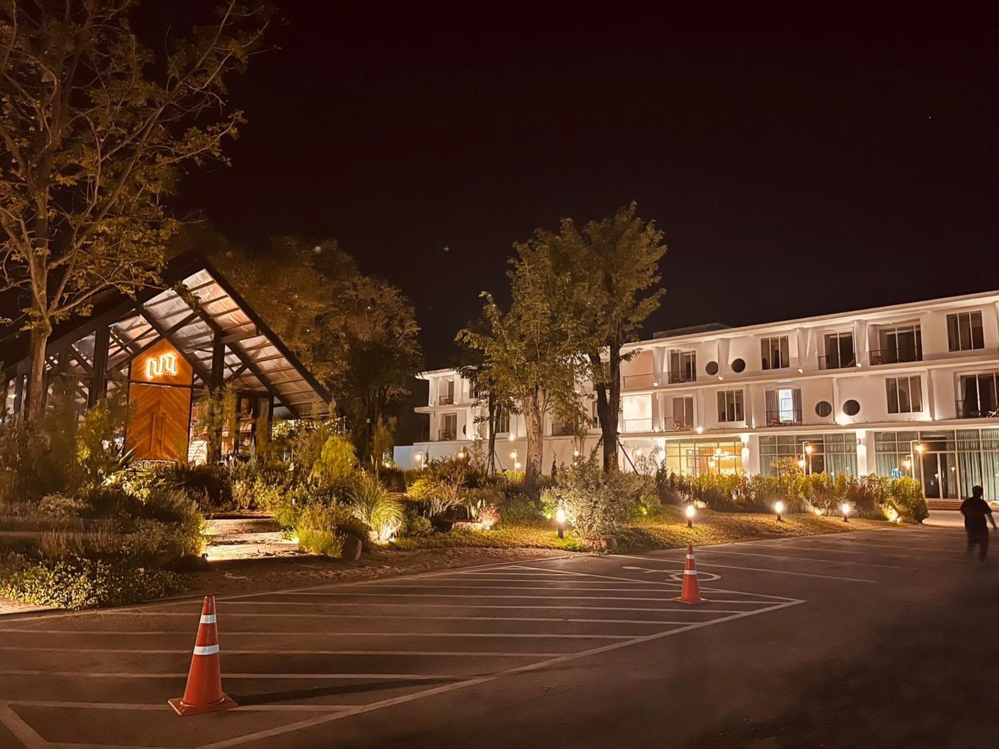 Punn Hotel Korat Nakhonratchasima Esterno foto